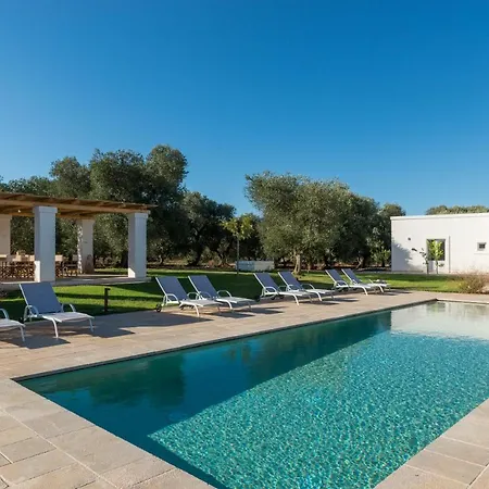 Pomes Semesterbostad *